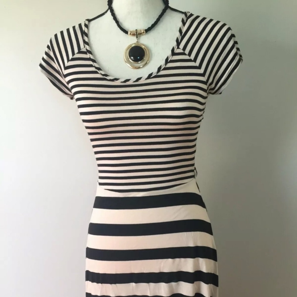 MATERIAL GIRL STRIPE HIGH-LOW CASUAL DRESS SM - Picture 1 of 9